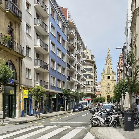 Always Easy I Larroca *