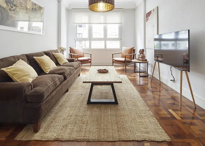 Always Easy I Larroca * San Sebastian